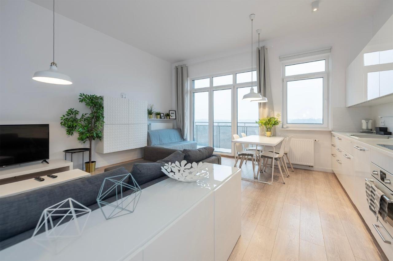 Penthouse With A View Of Lodz & Free Parking Appartement Buitenkant foto