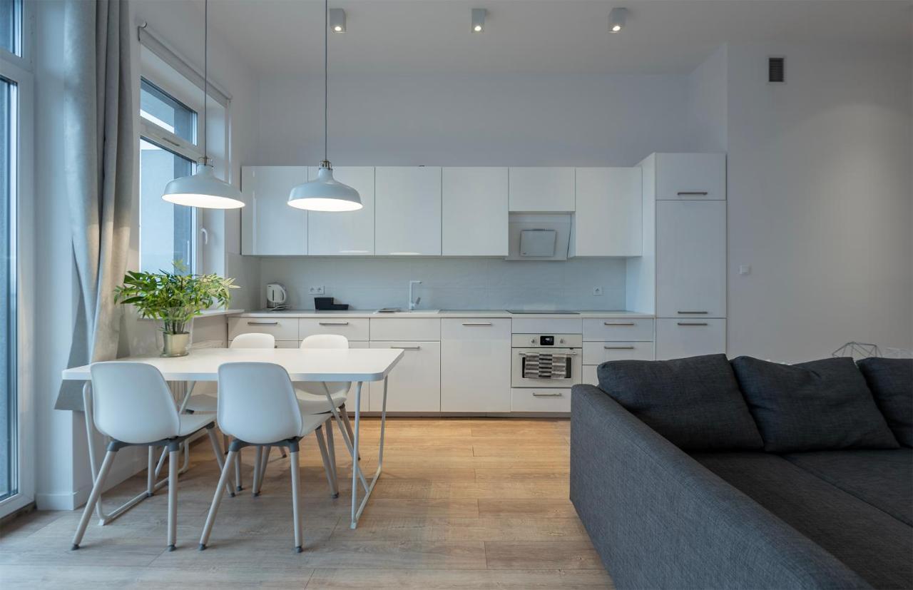 Penthouse With A View Of Lodz & Free Parking Appartement Buitenkant foto